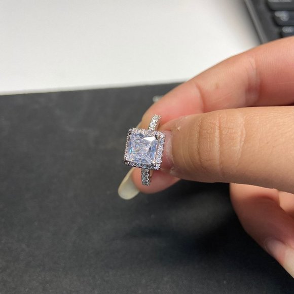 🔥 Romantic Glitter Large Diamond Zircon Thin CZ Rings for Women, PD472 - Picture 6 of 12